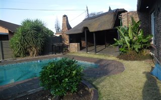 3 Bedroom House in Brackendowns
