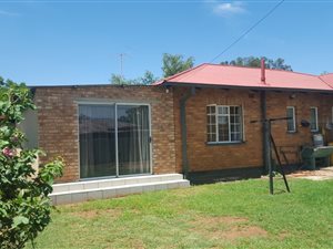 3 Bedroom House in Vanderbijlpark CW6