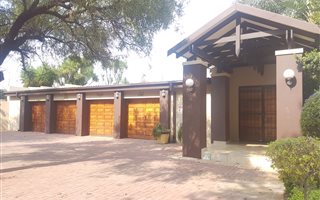 5 Bedroom House in Meyersdal