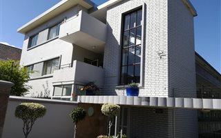 3 Bedroom Apartment in Kenilworth Upper