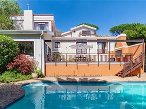 5 Bed House in Scott Estate