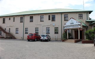 Bachelor apartment in Nigel