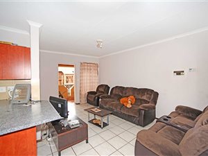 2 Bed Apartment in Boksburg Central
