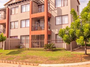 2 Bed Apartment in Honeydew Ridge