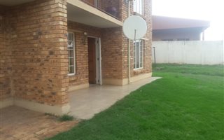 2 Bedroom Townhouse in Chloorkop