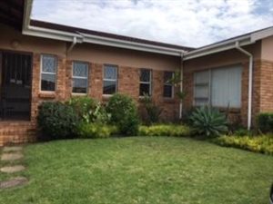 2 Bed Townhouse in Uvongo
