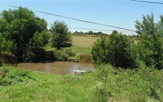 1279 m² Land available in Rothdene