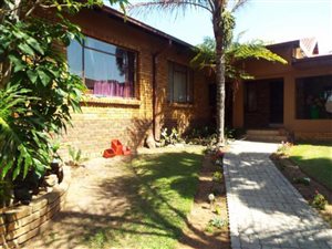 4 Bedroom House in Highveld Park