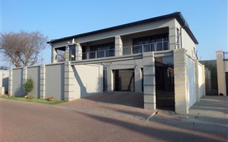 5 Bedroom House in Witfield