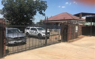 769 m² Industrial space in Brakpan North