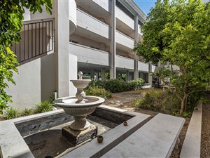 2 Bed Apartment in Claremont Upper