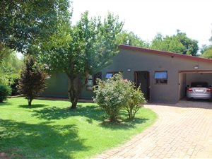 4 Bed House in Alan Manor