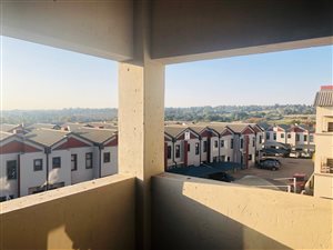 2 Bed Apartment in Honeydew