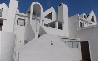2 Bedroom Apartment in Dwarskersbos