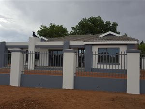 2 Bedroom Townhouse in Christiana