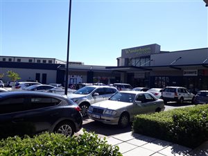 286 m² Retail Space in Annlin West