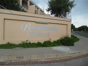 2 Bed Townhouse in Halfway House