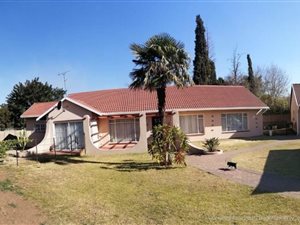 3 Bed House in Mayberry Park
