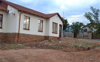 3 Bedroom House in Mahube Valley