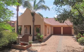 3 Bedroom House in Moreleta Park