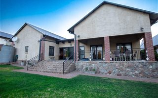 4 Bedroom House in Candlewoods Estate