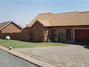 2 Bed Townhouse in Brooklands Lifestyle Estate