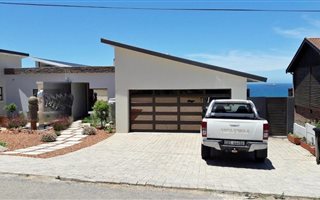 3 Bedroom House in Klein Brak River