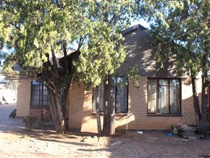 3 Bed House in Lindo Park