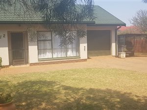 3 Bed House in Kanonkop