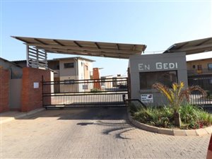 Bachelor apartment in Benoni AH