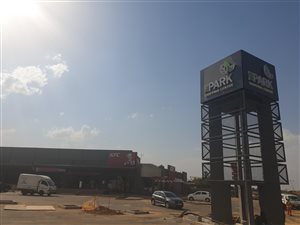 48 m² Commercial space in Elarduspark