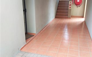 2 Bedroom Apartment in Burgundy Estate