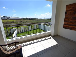 3 Bed Apartment in Modderfontein