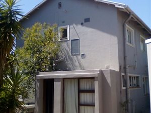 4 Bed House in La Colline