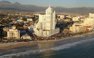 1 Bedroom Apartment in Strand Central