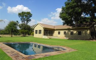 8 ha Farm in Hennops River