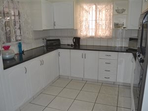 5 Bed House in Hamberg