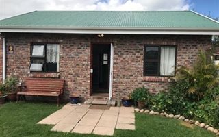 2 Bedroom Flat in Greenshields Park