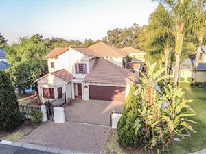 4 Bed House in Thornhill Estate