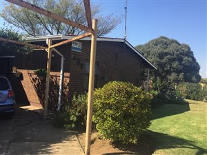 4 Bed House in Vanderbijlpark CE3