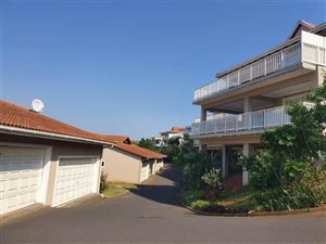 3 Bed Apartment in Desainagar