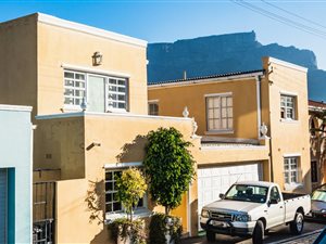 11 Bedroom House in Bo-Kaap