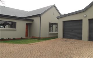 3 Bedroom Townhouse in Lydenburg