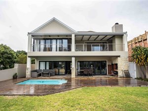 4 Bed House in Port Alfred