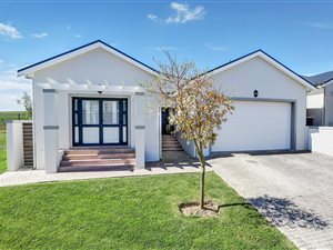 3 Bed House in Schoongezicht