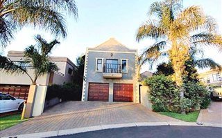 4 Bedroom Cluster in Glen Erasmia