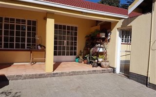 1 Bedroom Apartment in Northcliff