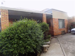 3 Bed House in Bezuidenhout Valley