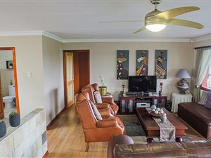 6 Bed House in Malvern