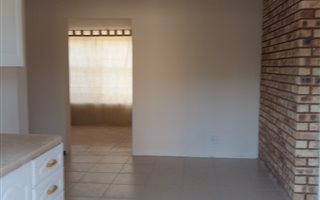 2 Bedroom Garden Cottage in North Riding Estates